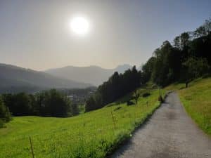 Lire la suite à propos de l’article Le Tourisme Rural : Comment Échapper à l’Agitation des Villes pour Retrouver la Nature ?