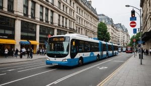 Lire la suite à propos de l’article Les transports publics : comment améliorer notre quotidien en ville ?